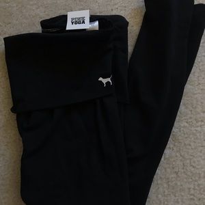 Victoria’s Secret Pink Yoga Leggings Size Small